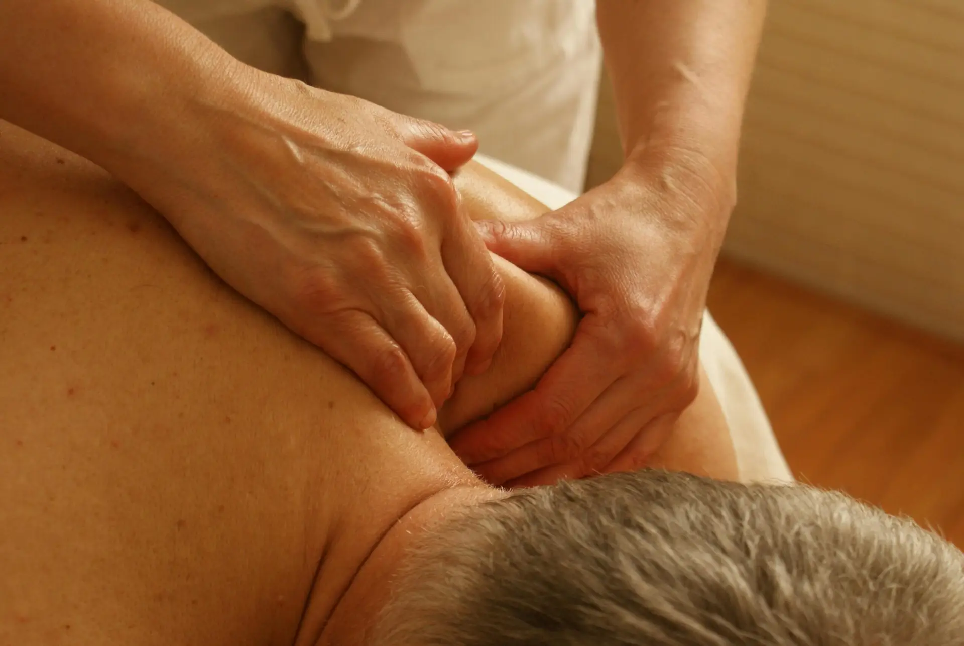 Optimal Neck Pain Relief: How Upper Cervical Chiropractic Quickly Targets the Root Cause Beyond Massage Therapy