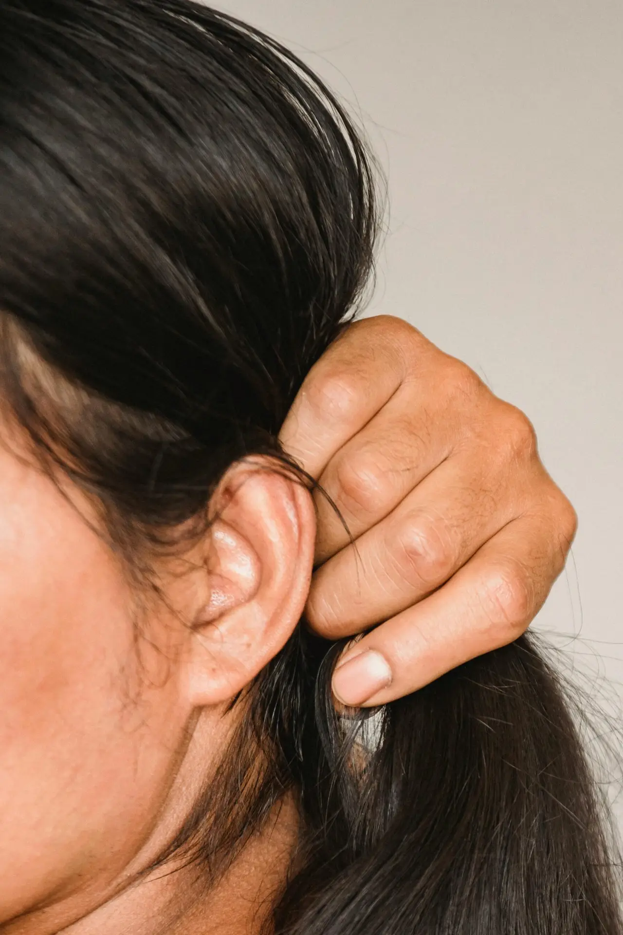 Why Do My Ears Feel Full? Understanding Eustachian Tube Dysfunction, Barometric Pressure, and the Upper Cervical Connection with Lavender Family Chiropractic for Proven Results